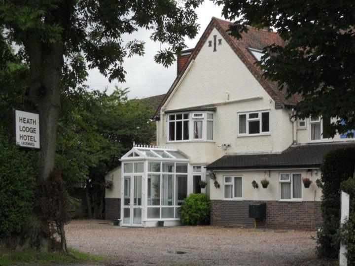 Heath Lodge Hotel Nr Nec Bickenhill Exterior photo